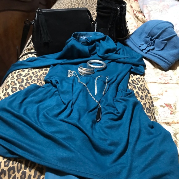 Style - Picture 3 of 3